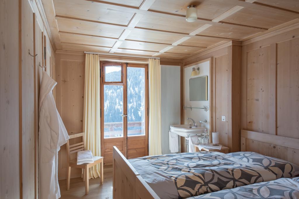 Restaurant Capricorns Hotel 3*